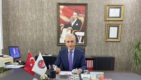 Başarılı Başkan Ömer Çeker’i Genel Merkez Görevden Aldı !